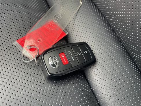 Used 2025 Toyota Crown Platinum image 41