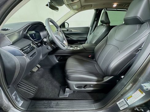 Certified 2026 INFINITI QX60 Luxe w/ Cargo Package FWD image 26