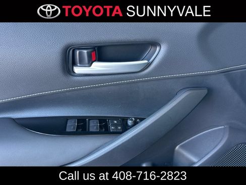 Used 2023 Toyota Corolla SE w/ SE Premium Package FWD image 17