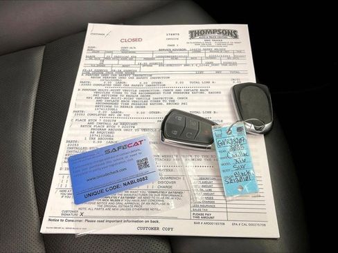 Used 2025 Cadillac XT6 Premium Luxury image 11