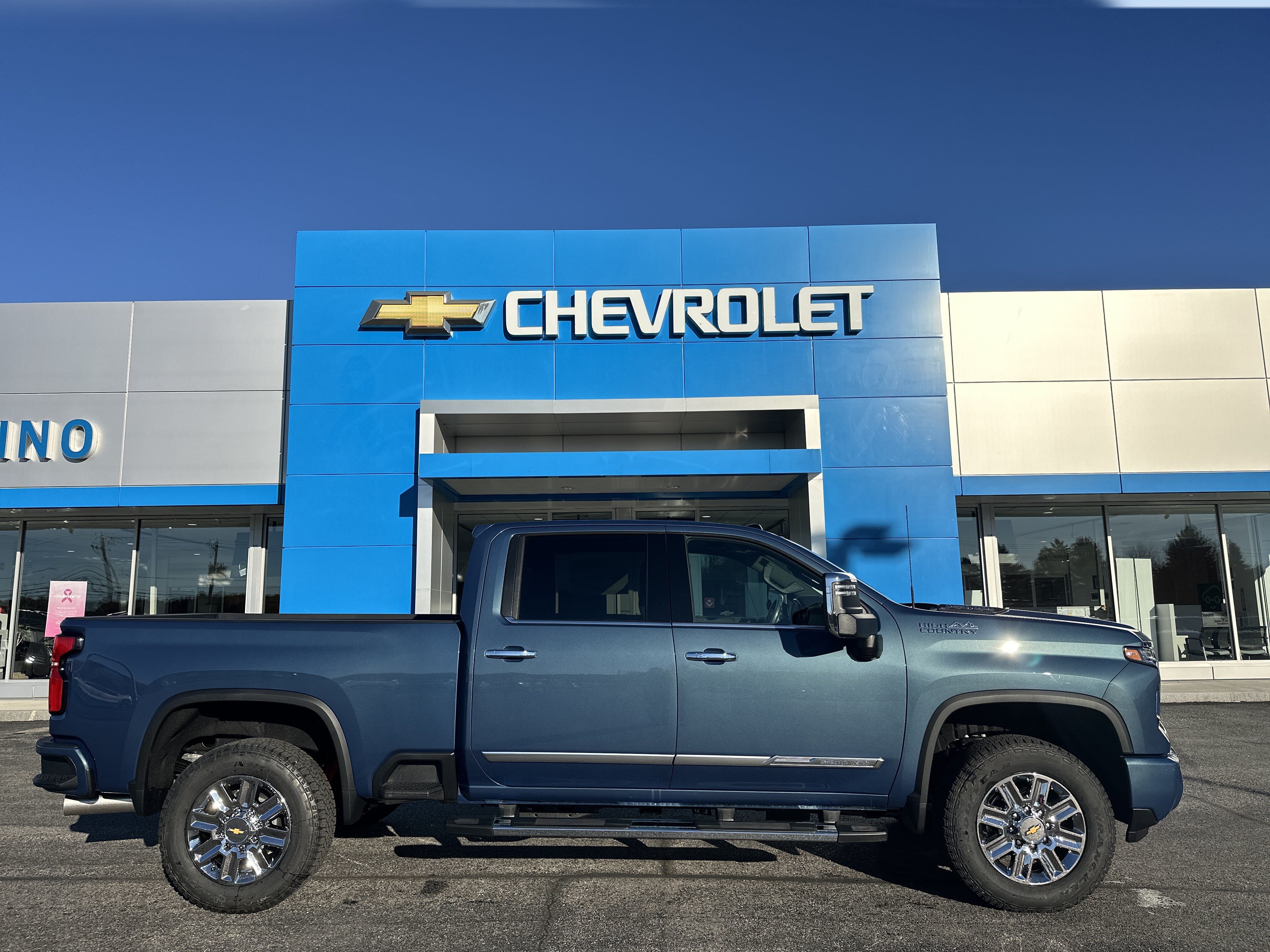 New 2026 Chevrolet Silverado 2500 High Country w/ High Country Premium Package AWD/4WD image 1