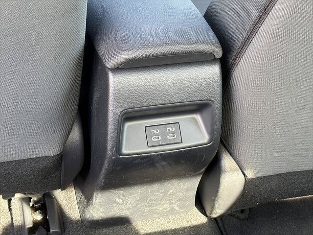 Certified 2026 Toyota Corolla SE w/ SE Premium Package FWD image 13