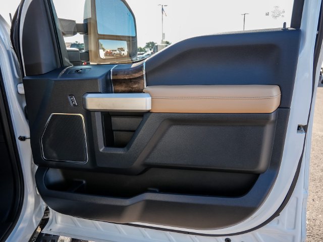 Used 2022 Ford F250 Lariat w/ Tremor Off-Road Package AWD/4WD image 22