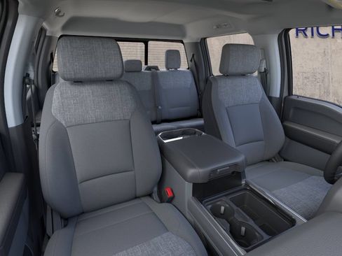 New 2026 Ford F250 XLT w/ XLT Premium Package AWD/4WD image 10