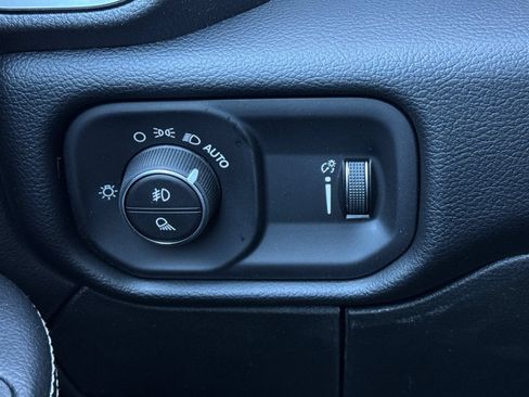 New 2026 RAM 3500 Big Horn AWD/4WD image 31