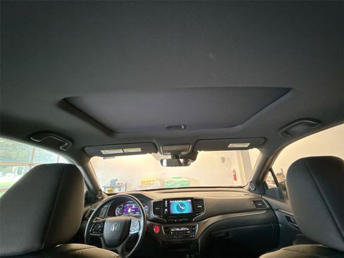 Used 2021 Honda Passport EX-L image 16