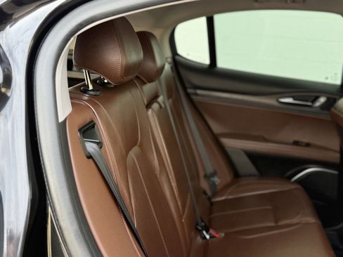 Used 2018 Alfa Romeo Stelvio Ti image 25