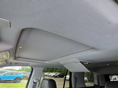Used 2020 Chevrolet Tahoe LT AWD/4WD image 8