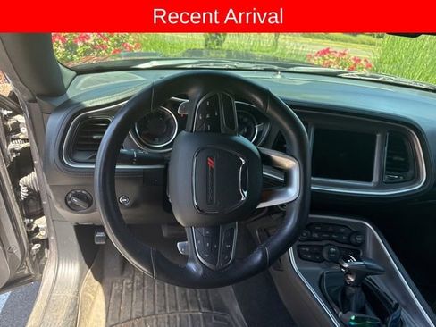Used 2022 Dodge Challenger R/T Scat Pack RWD image 3