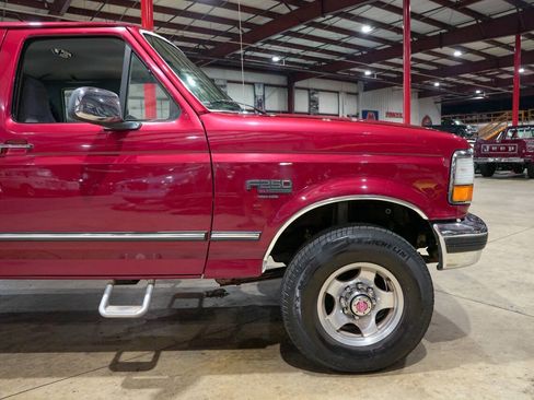 Used 1994 Ford F250 4x4 SuperCab image 11