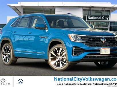 New 2025 Volkswagen Atlas Cross Sport SEL Premium R-Line