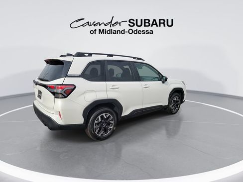 Used 2026 Subaru Forester Premium AWD/4WD image 8