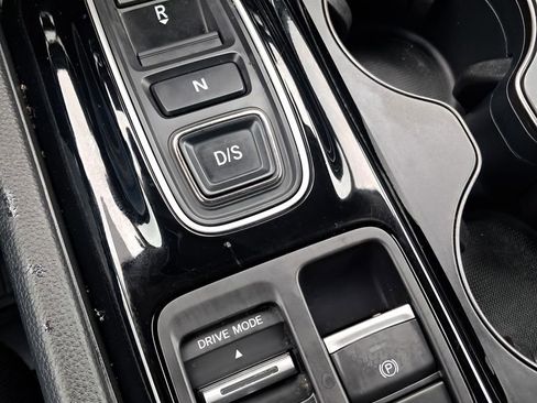 Used 2023 Honda Pilot EX-L image 33