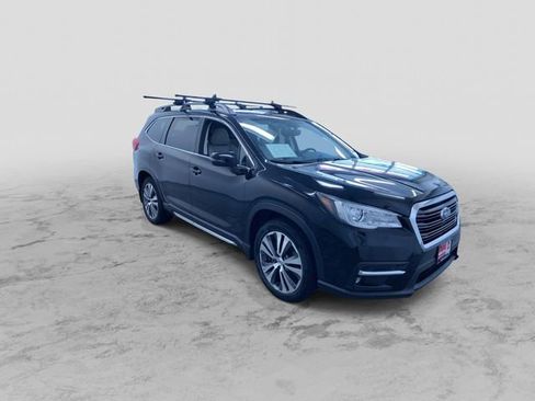 Used 2019 Subaru Ascent Limited w/ Popular Package #2 AWD/4WD image 3
