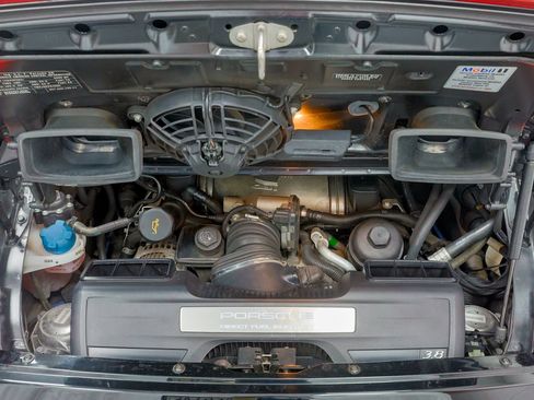 Used 2009 Porsche 911 Carrera 4S image 16