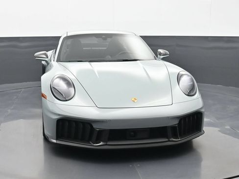 Certified 2025 Porsche 911 Carrera GTS RWD image 22