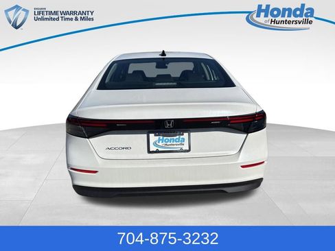 New 2026 Honda Accord SE image 7