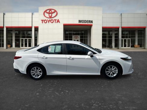 Certified 2025 Toyota Camry LE w/ Convenience Package FWD image 4