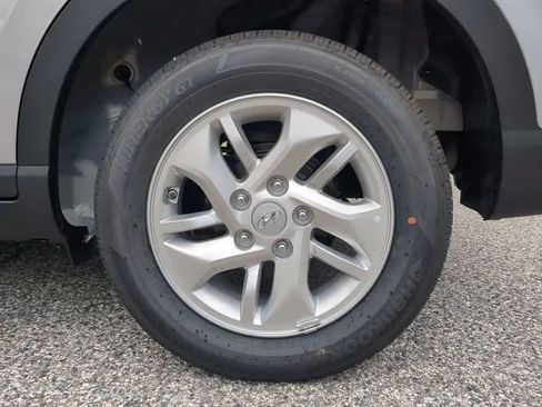 New 2026 Hyundai Venue SE FWD image 14