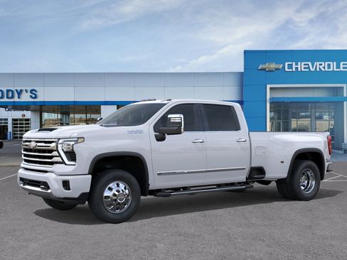 New 2026 Chevrolet Silverado 3500 High Country w/ High Country Premium Package AWD/4WD image 2