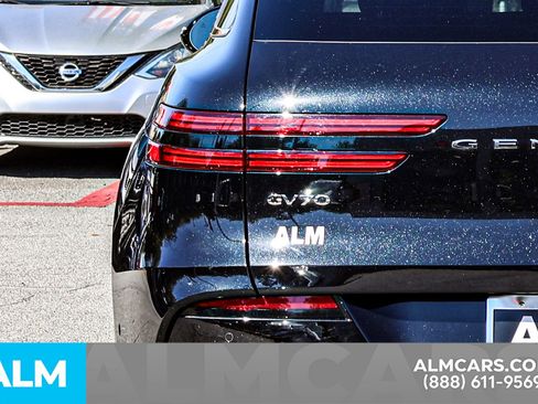 Used 2024 Genesis Electrified GV70 Advanced image 13