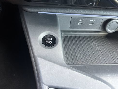 Used 2026 Nissan Sentra SV w/ SV Convenience Package FWD image 6