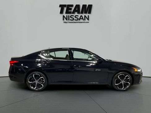 Certified 2024 Nissan Altima 2.5 SR w/ SR Premium Package AWD/4WD image 8
