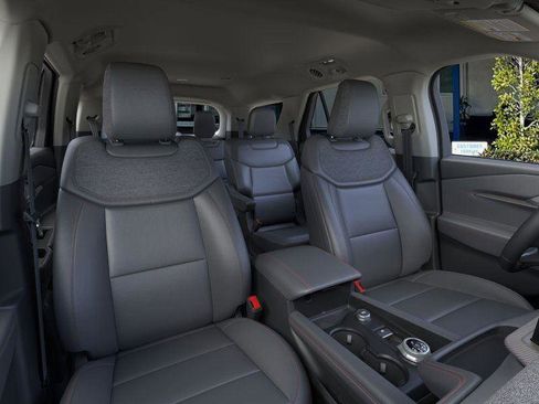 New 2026 Ford Explorer Active w/ Active Comfort Package image 10