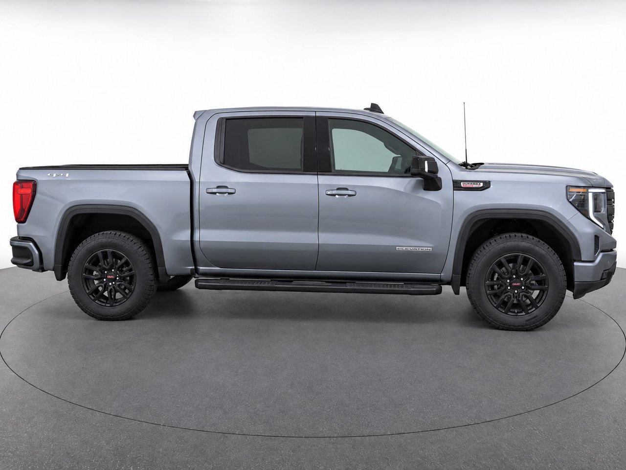 Used 2025 GMC Sierra 1500 Elevation w/ Elevation Premium Package AWD/4WD image 8