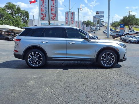 Used 2023 Lincoln Corsair FWD w/ Equipment Group 101A image 5