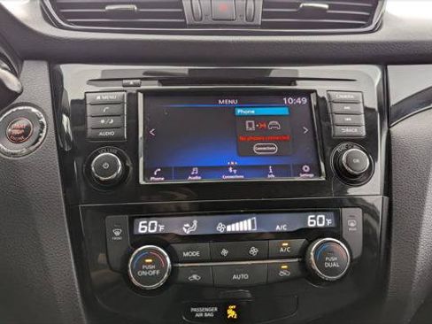 Used 2019 Nissan Rogue Sport SV FWD image 27