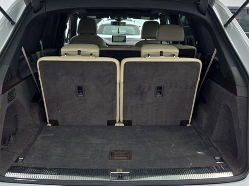 Used 2018 Audi Q7 3.0T Prestige w/ Prestige Package AWD/4WD image 11