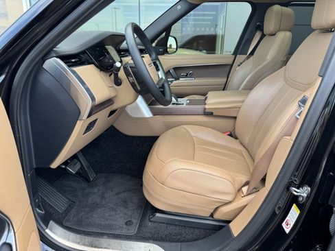 Certified 2024 Land Rover Range Rover Long Wheelbase SE AWD/4WD image 13