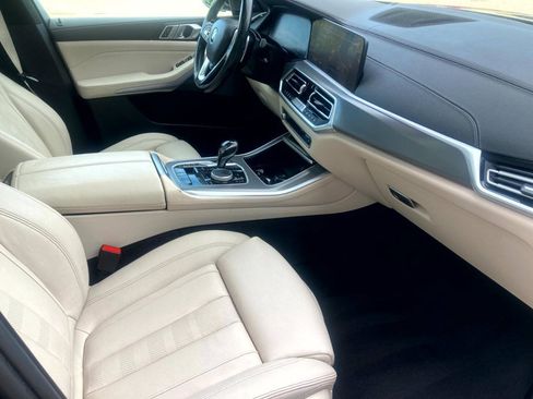 Used 2019 BMW X5 xDrive40i w/ Premium Package 2 AWD/4WD image 12