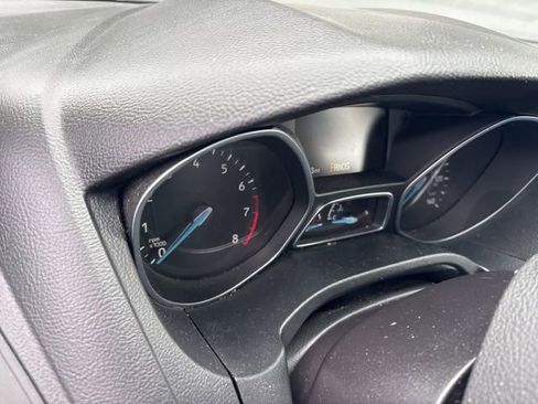 Used 2017 Ford Focus SEL image 15