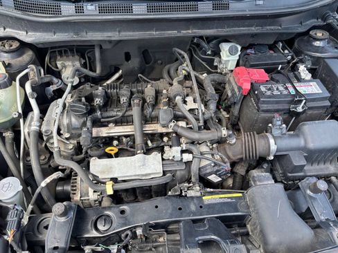 Used 2024 Nissan Kicks SR FWD image 29