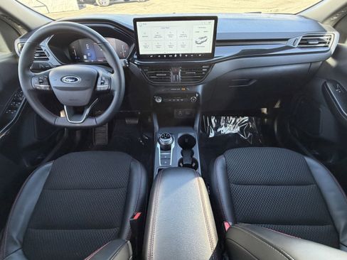Used 2025 Ford Escape ST-Line w/ Equipment Group 301A image 24