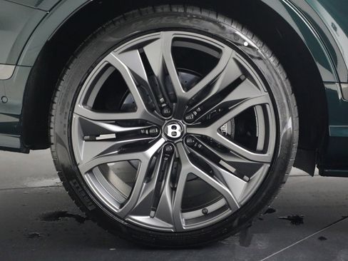 New 2026 Bentley Bentayga Speed image 12