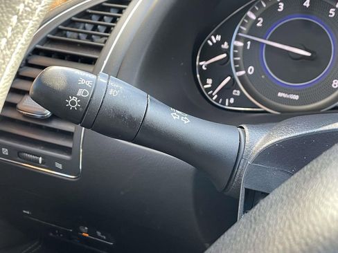 Used 2016 INFINITI QX80 Luxe w/ 22" Wheel Package image 25