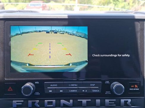 Certified 2025 Nissan Frontier SV RWD image 13