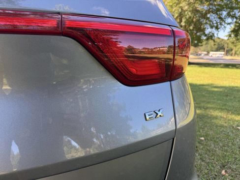 Used 2017 Kia Sportage EX image 13