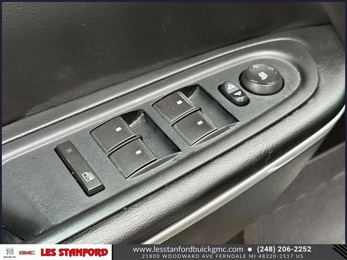 Used 2011 GMC Acadia SLE image 18