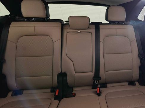 Used 2022 Ford Escape SEL FWD image 8