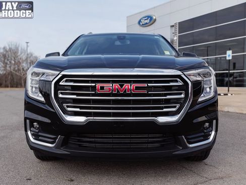 Used 2024 GMC Terrain SLT image 45