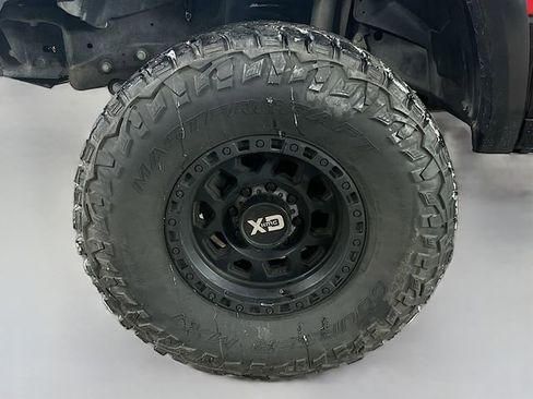 Used 2018 RAM 2500 Power Wagon w/ Luxury Group image 32