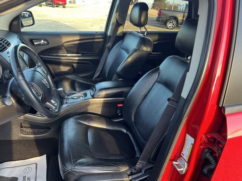 Used 2015 Dodge Journey Crossroad w/ Flexible Seating Group image 25