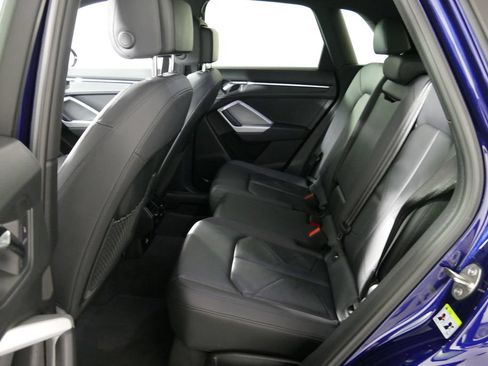 Used 2024 Audi Q3 2.0T Premium AWD/4WD image 11