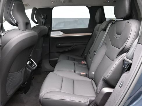 New 2025 Volvo EX90 Ultra AWD/4WD image 9