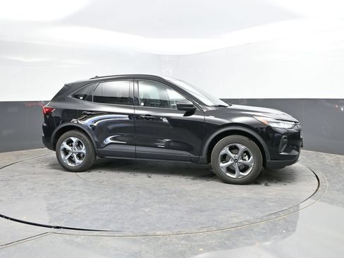 Used 2025 Ford Escape ST-Line AWD/4WD image 4