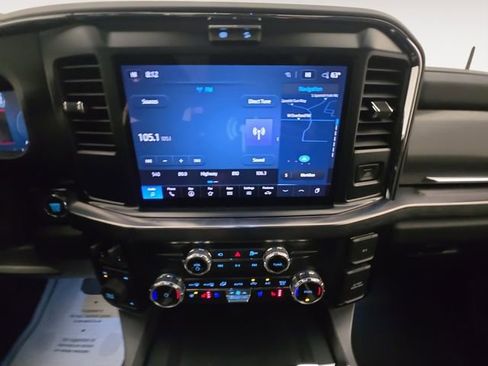 Certified 2025 Ford F350 Lariat w/ Black Appearance Package AWD/4WD image 11